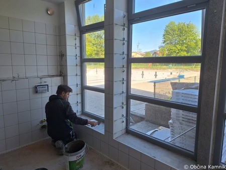 Prenova sanitarij na bazenu Pod skalco (22)